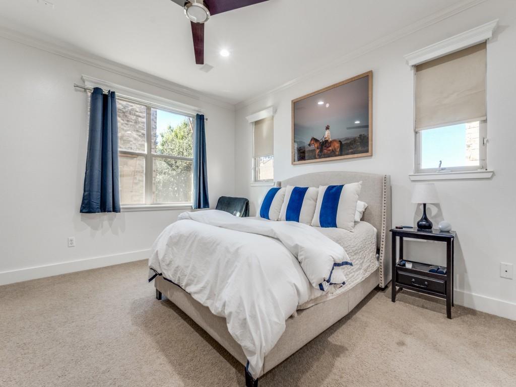 Sundance Row At State Thomas 02 - Residential