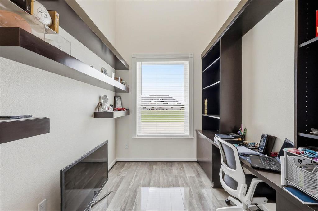 Moores Lake Estates Ph 1 - Residential