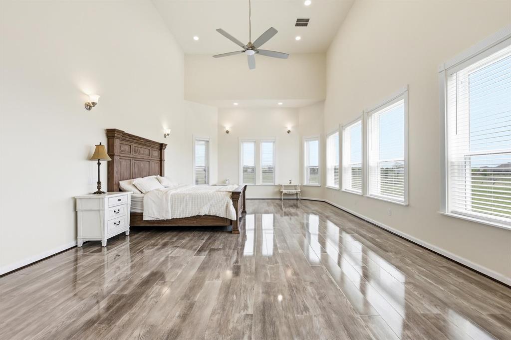 Moores Lake Estates Ph 1 - Residential