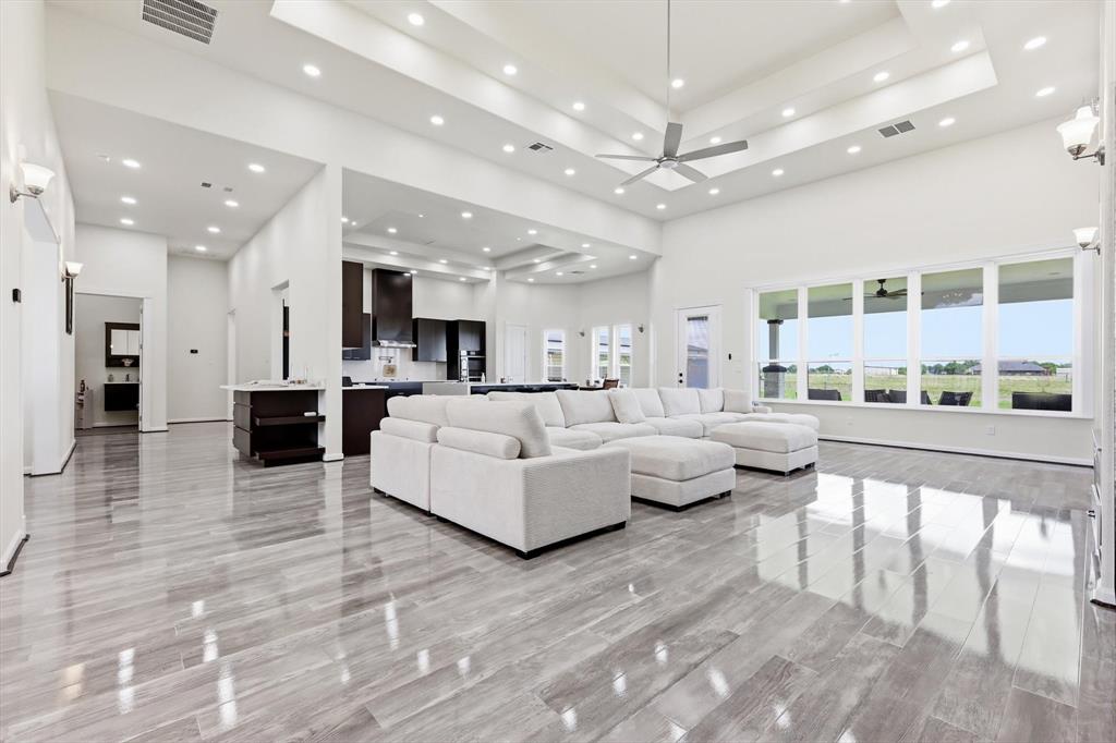 Moores Lake Estates Ph 1 - Residential