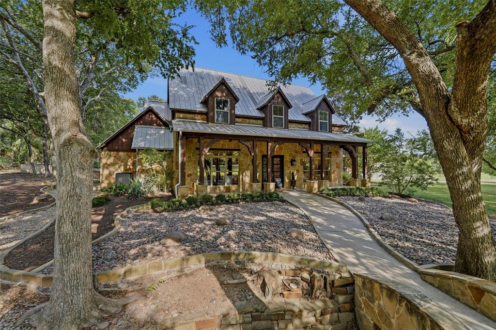 129 Trinity Bluffs
