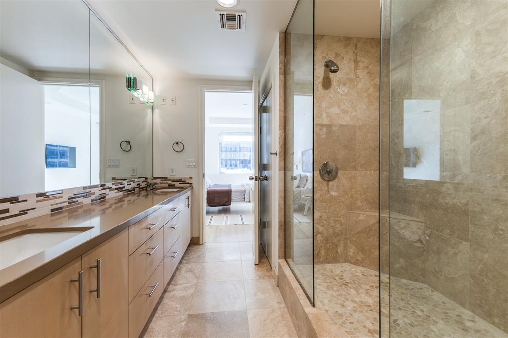 1505 Elm Street Condominiums - Residential