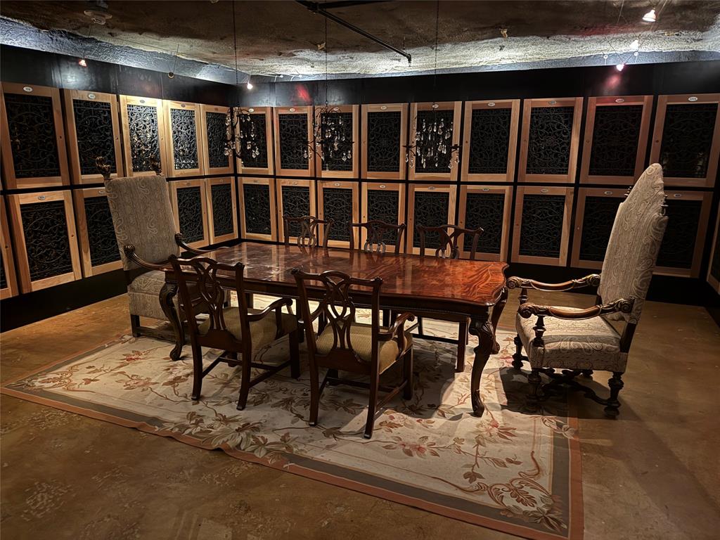 1505 Elm Street Condominiums - Residential