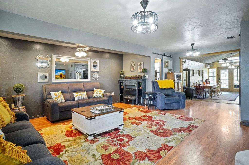 2182 Sunflower Road