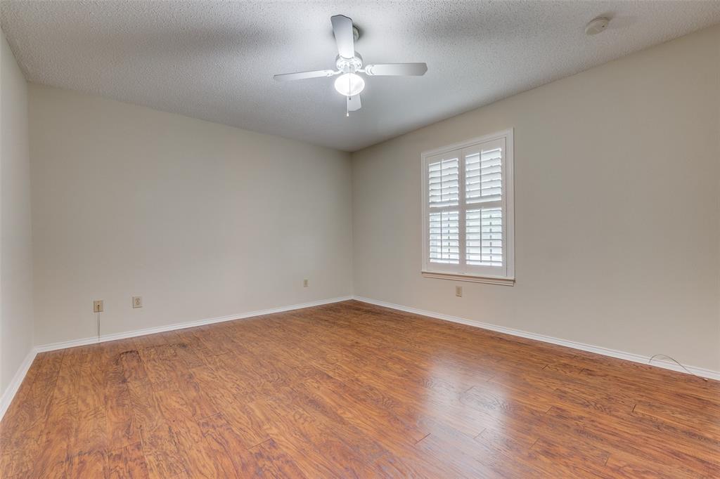 Sandhurst Manor - Residential