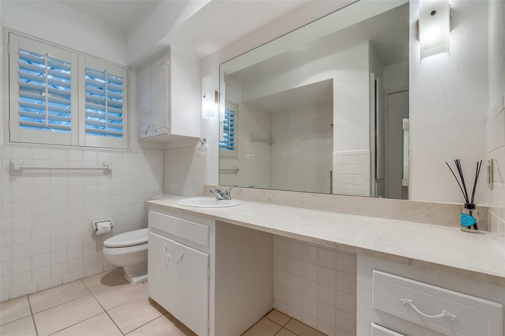 Sandhurst Manor - Residential