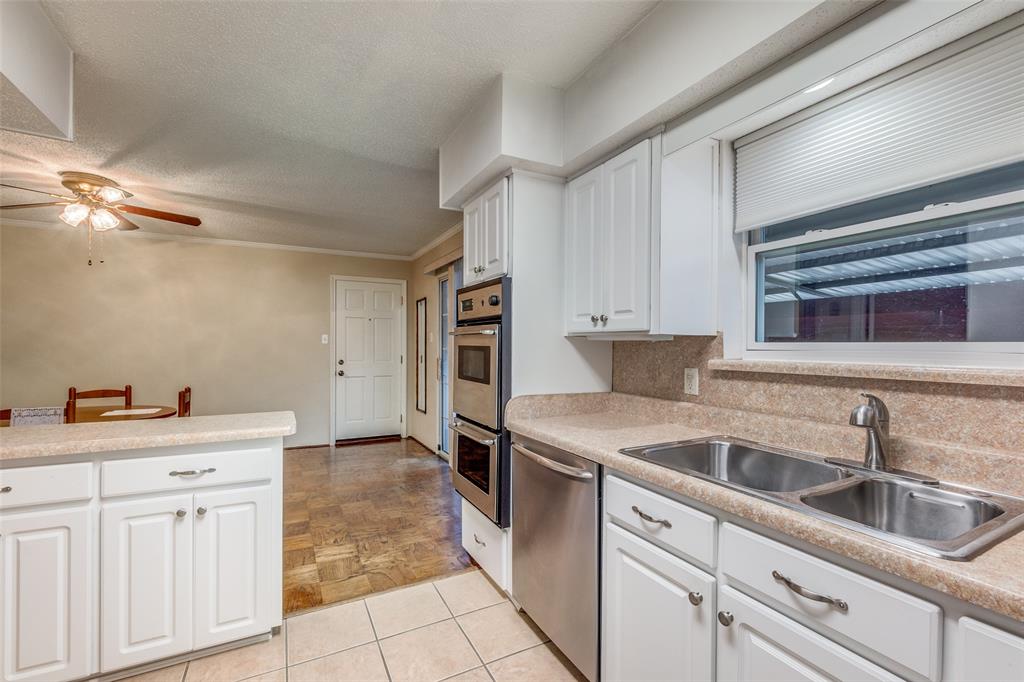 Sandhurst Manor - Residential