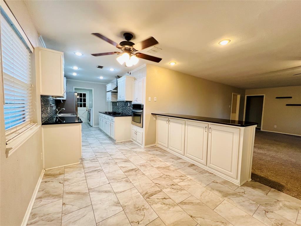 Sunset Heights South Add - Residential Lease