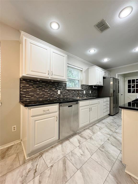 Sunset Heights South Add - Residential Lease