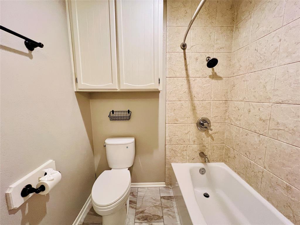 Sunset Heights South Add - Residential Lease