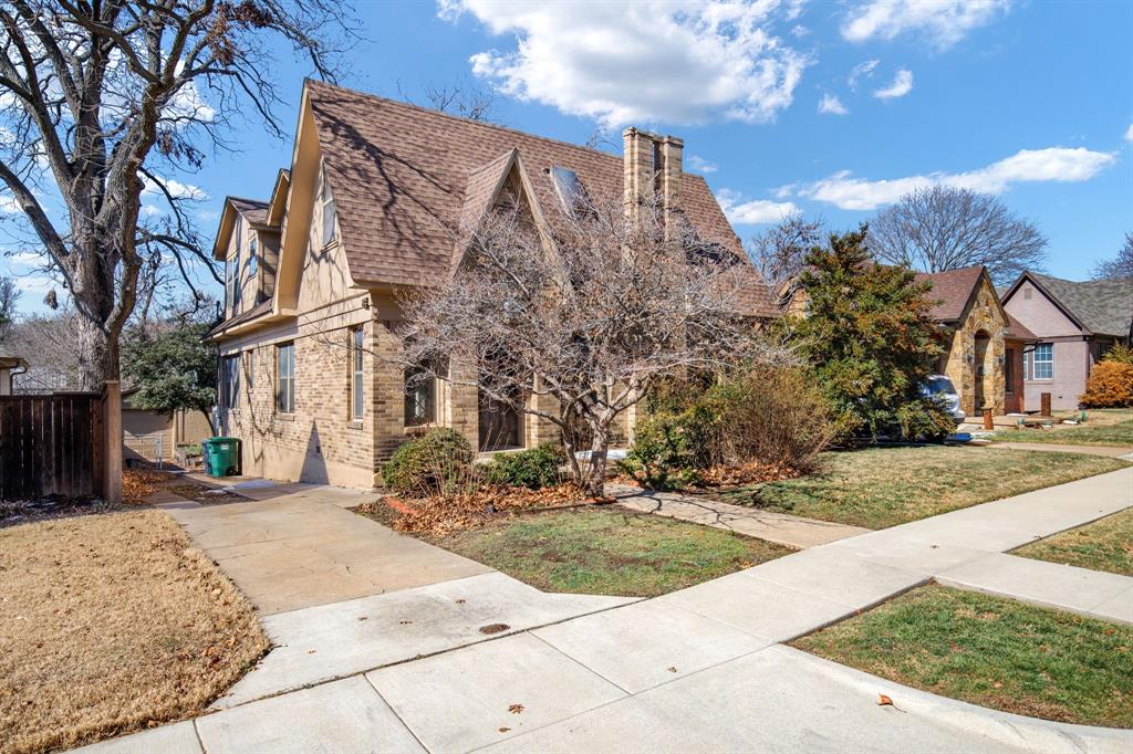 1712 Frederick Street