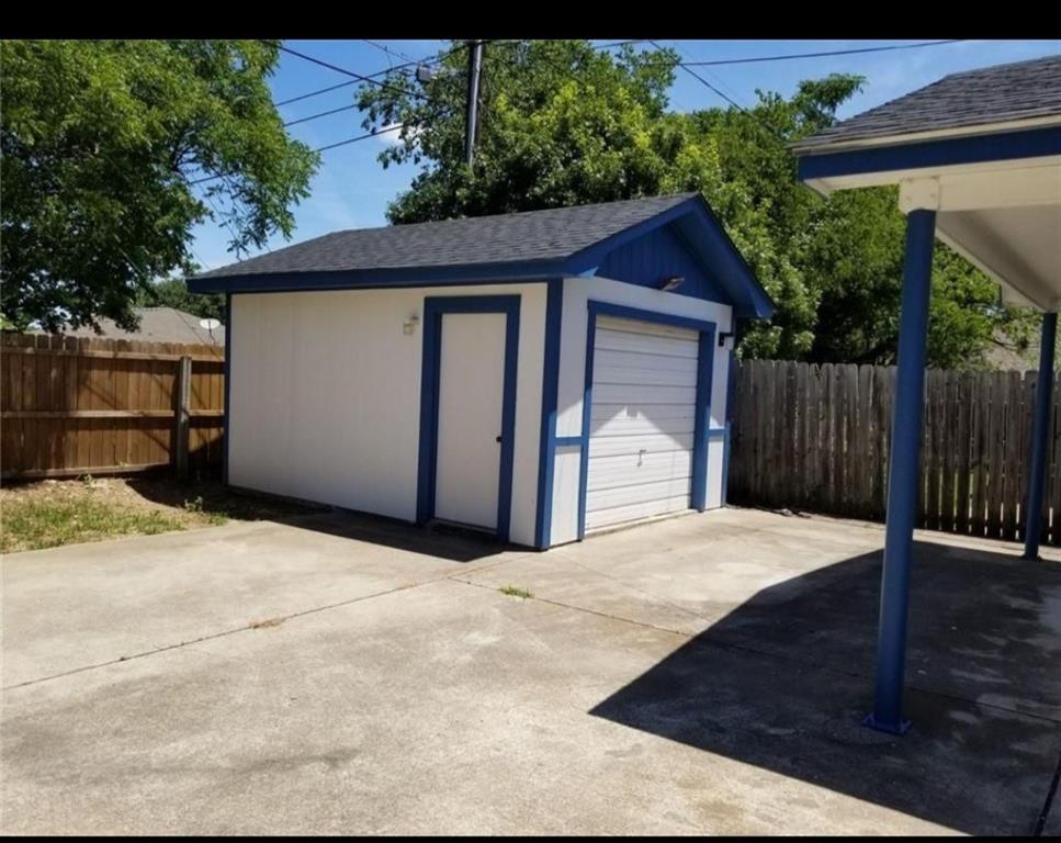 GARDEN OAKS - Residential