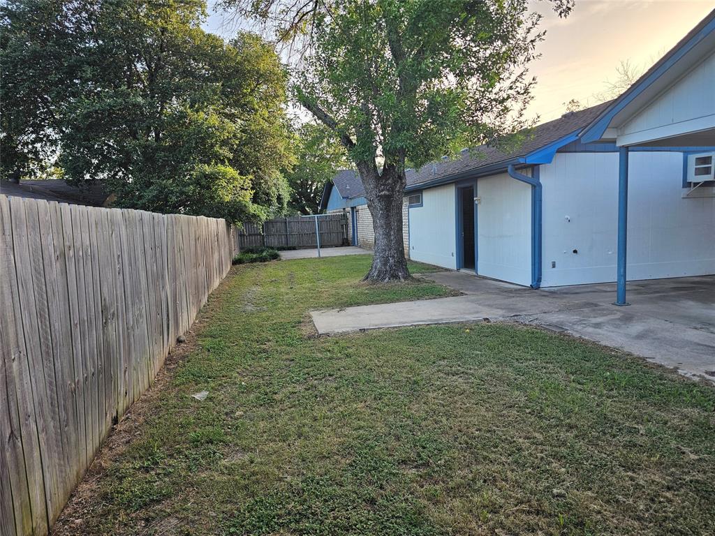 GARDEN OAKS - Residential