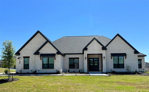 Photo of 132 Willow Oak Drive, Krugerville, TX 76227 (MLS # 21095706) Photo of 132 Willow Oak Drive, Krugerville, TX 76227 (MLS # 21095706)