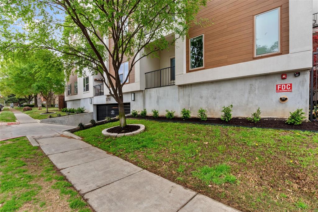 5718 Mccommas Boulevard 203