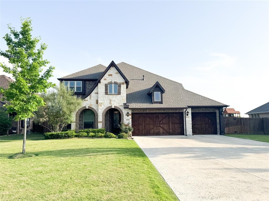 Photo of 4509 Stillhouse Hollow Lane, Denton, TX 76226 (MLS # 21252834)