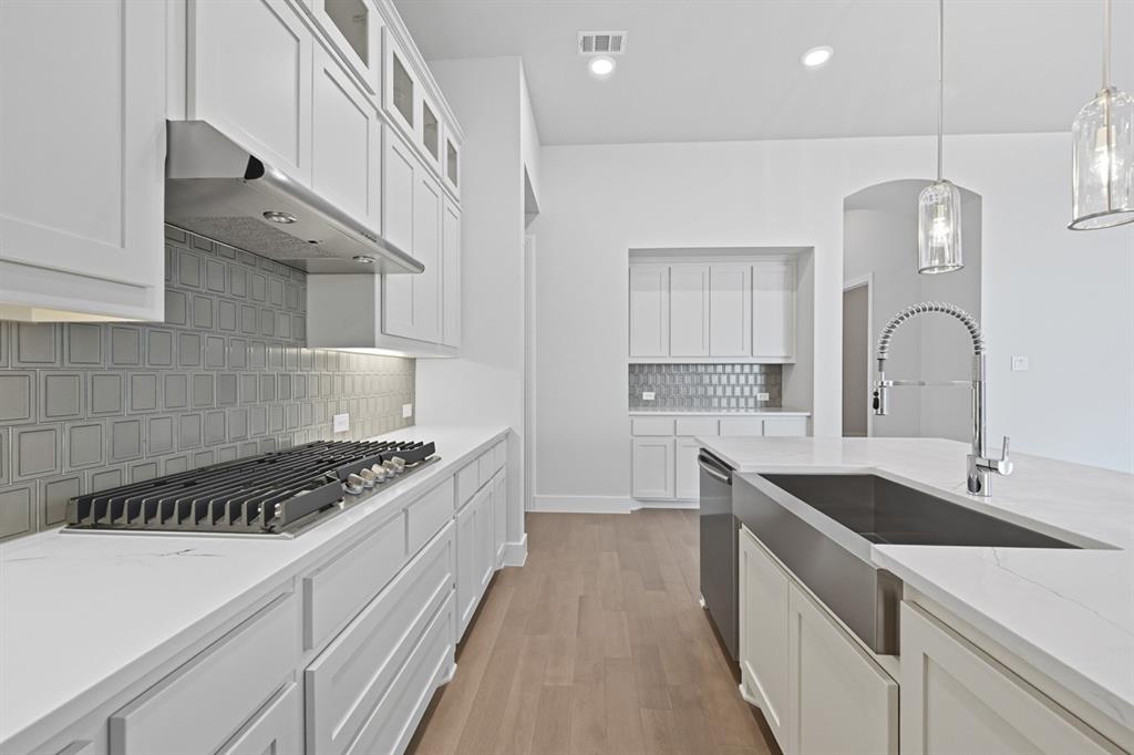 212 Bay Laurel Road