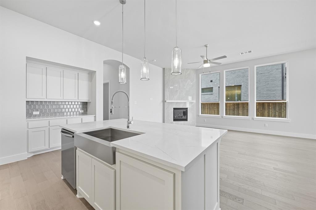 212 Bay Laurel Road
