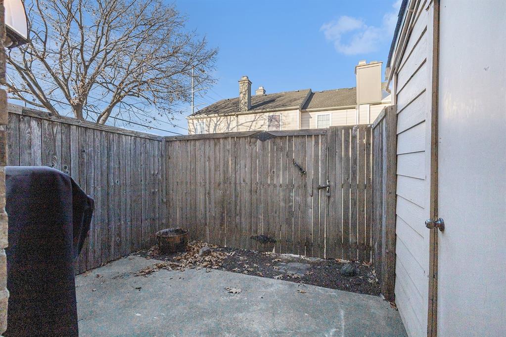 Carriagehouse Village-Victoria Place - Residential