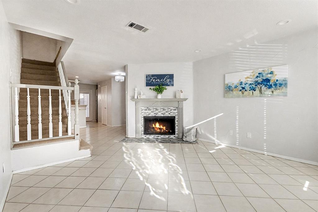 Carriagehouse Village-Victoria Place - Residential