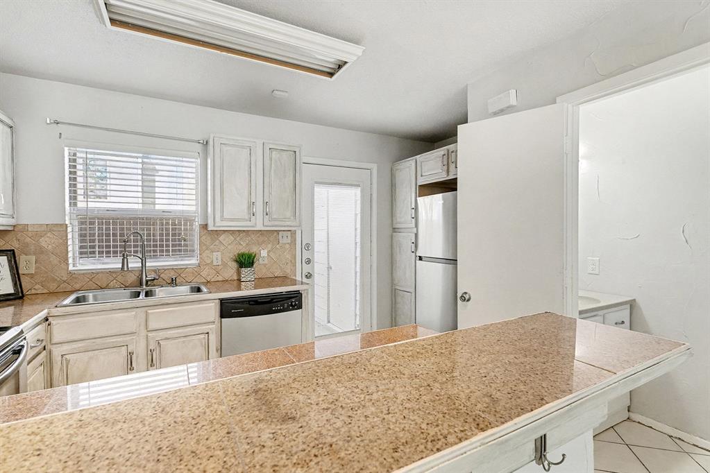 Carriagehouse Village-Victoria Place - Residential