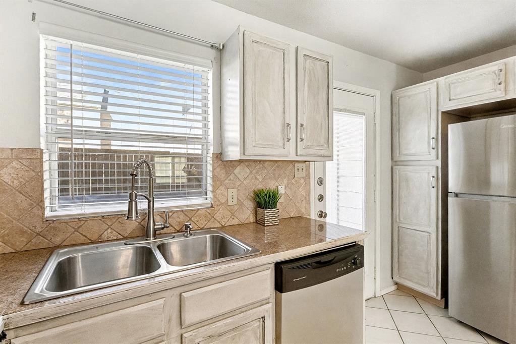 Carriagehouse Village-Victoria Place - Residential