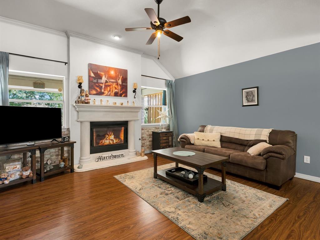 3401 Muleshoe Lane