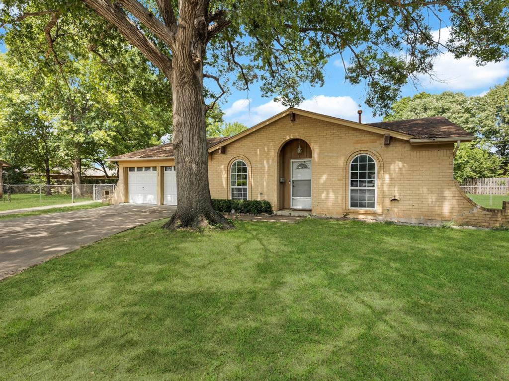 7529 Susan Ct