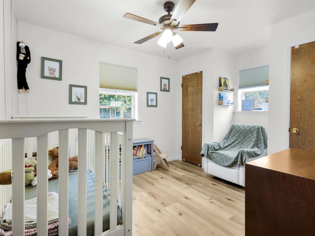 HOLIDAY EAST ADDITION BLOCK 1A LOT 27 - Residential