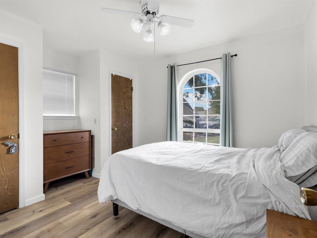 HOLIDAY EAST ADDITION BLOCK 1A LOT 27 - Residential