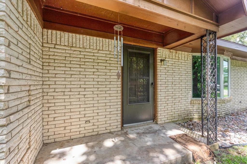 995 County Road 1555