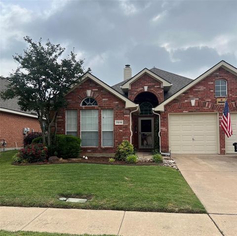 Photo of 7016 Warm Springs Trail, Fort Worth, TX 76137 (MLS # 21251963)