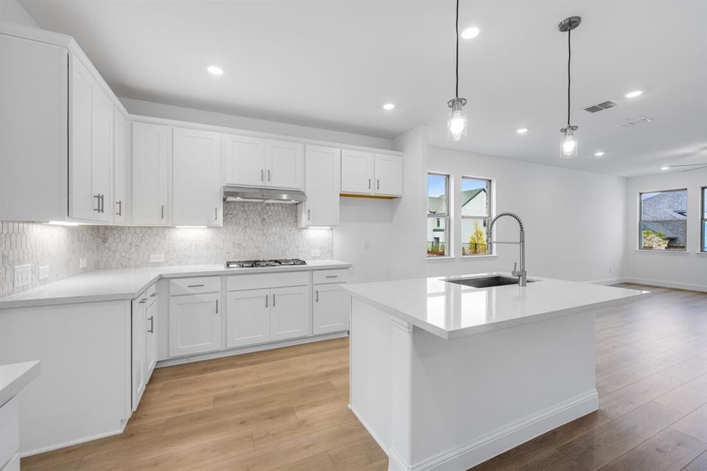 Cross Creek Meadows - Residential