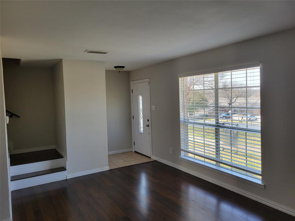 35 E Mountain Lane 34