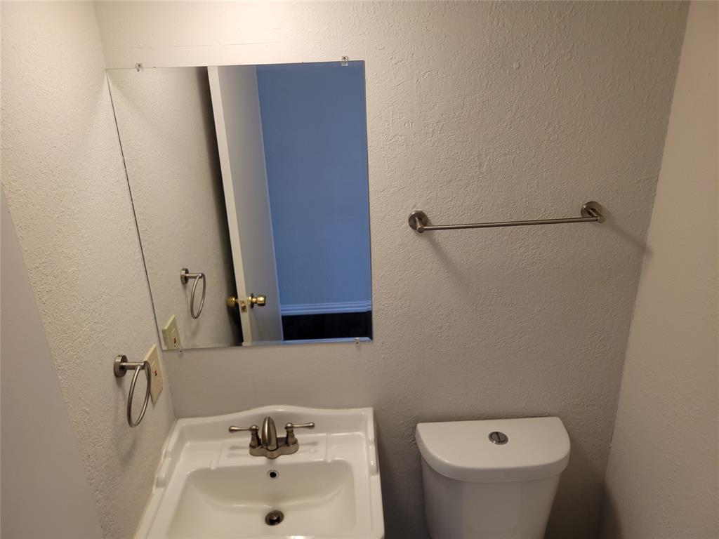 35 E Mountain Lane 34