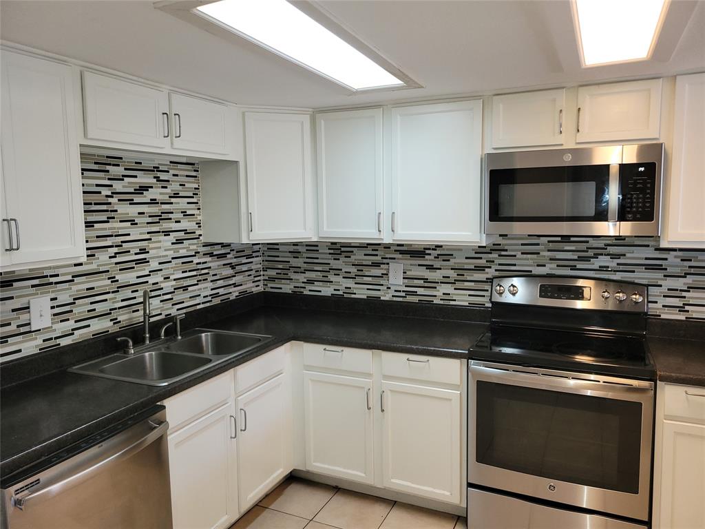 35 E Mountain Lane 34