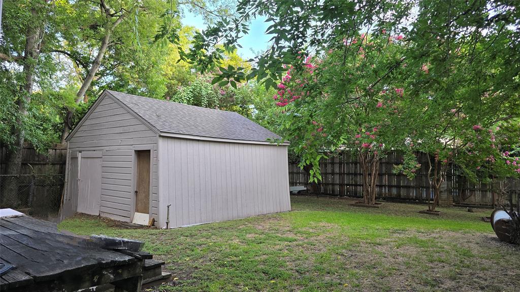 5013 Denton Drive