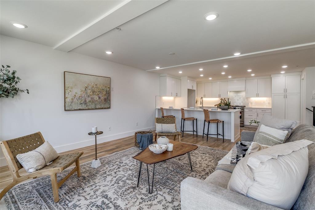 HOLMES - Residential Lease