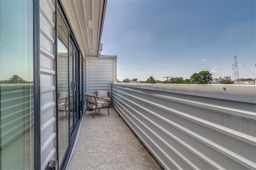 HOLMES - Residential Lease