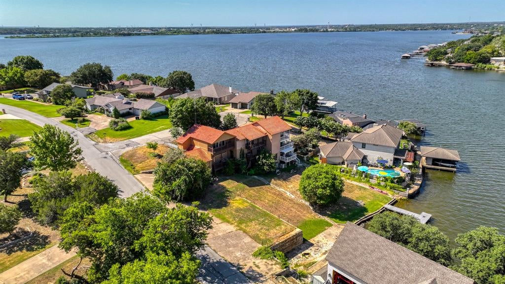 Photo of 4313 Crescent Drive #5, Granbury, TX 76049 (MLS # 21389961)