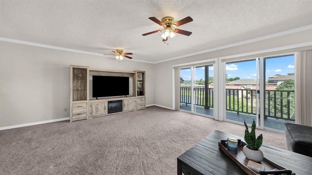 4313 Crescent Drive 5