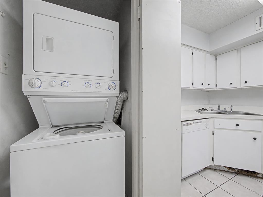 Preston Bend Village Condos - Residential