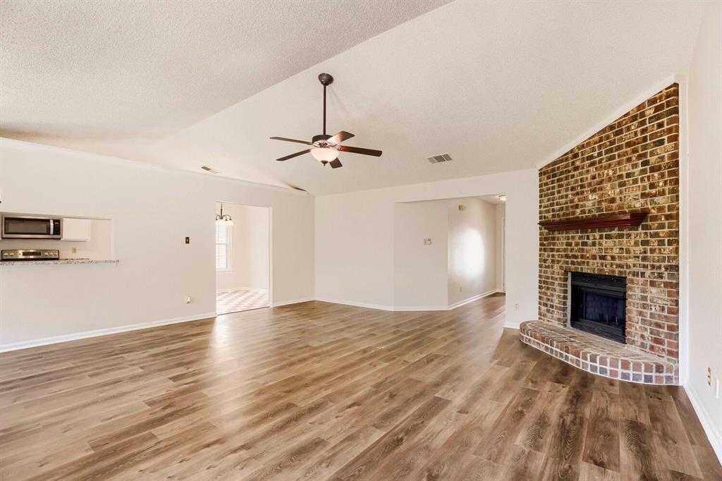 314 Sandlewood Lane