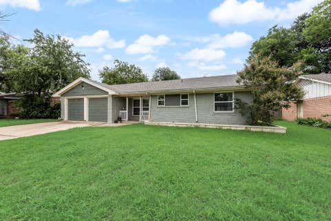 Photo of 13660 Heartside Place, Farmers Branch, TX 75234 (MLS # 21299951)