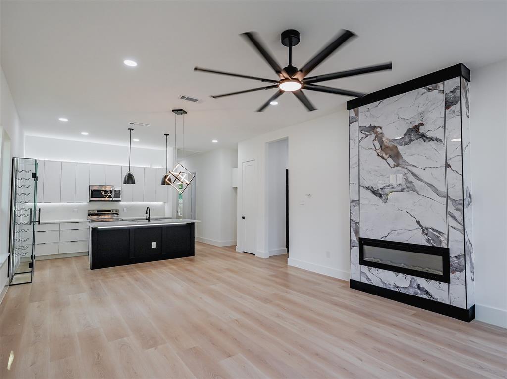 Central avenue - Residential