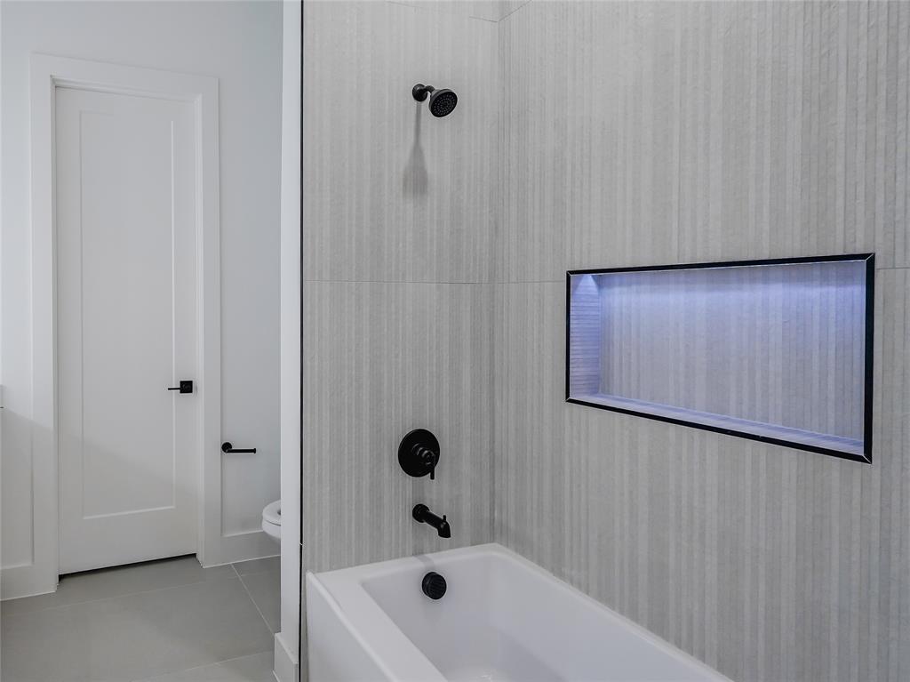 Central avenue - Residential