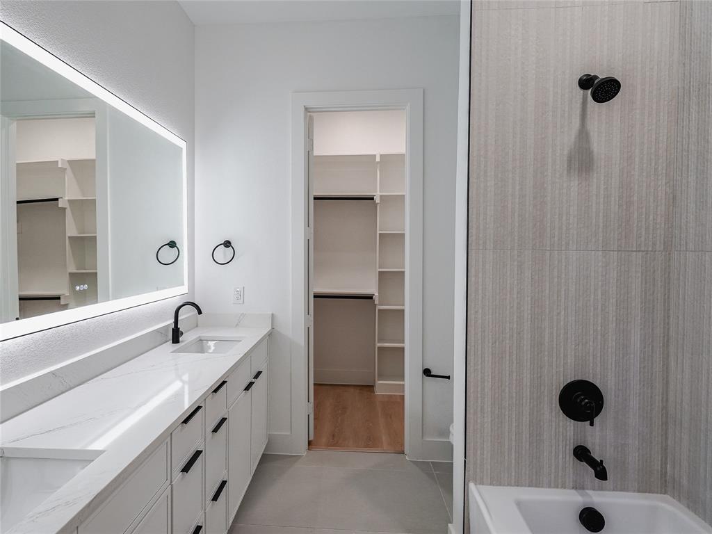 Central avenue - Residential