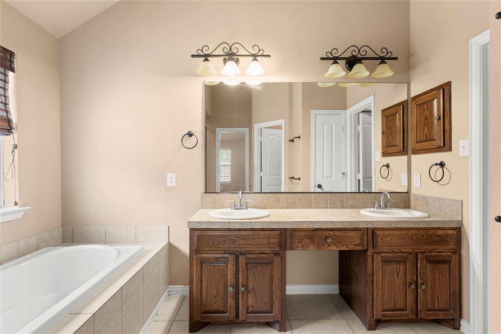 Lakes Of River Trails Add - Residential Lease