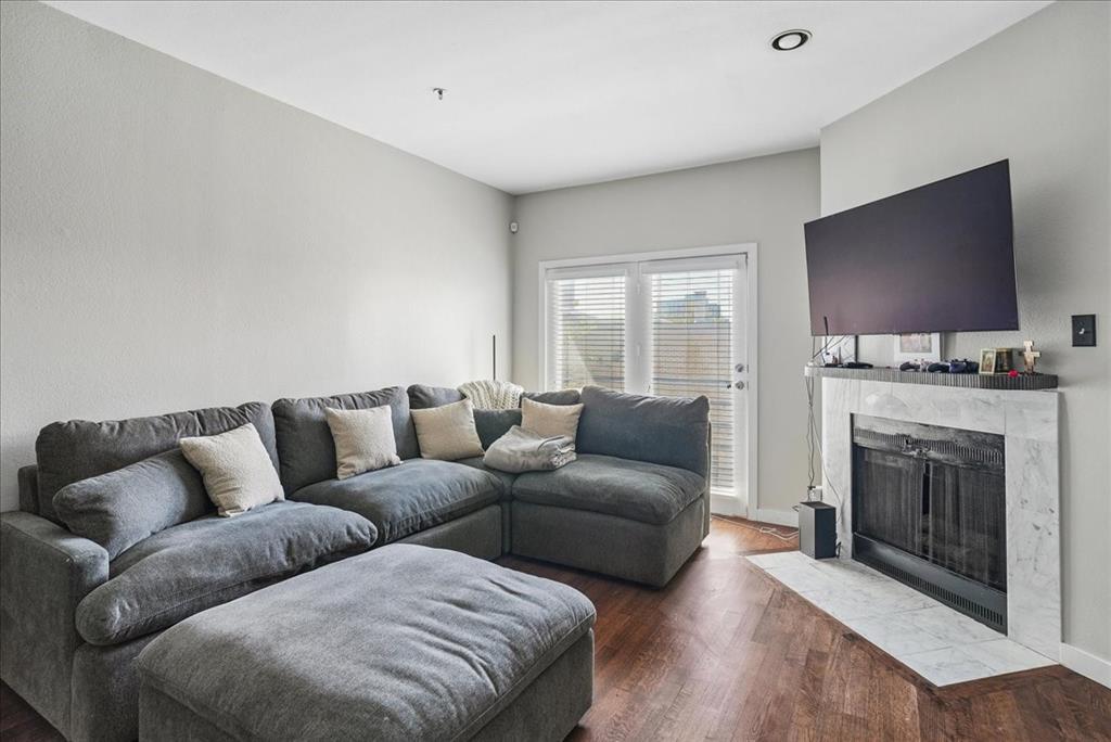 4111 Cole Condos - Residential