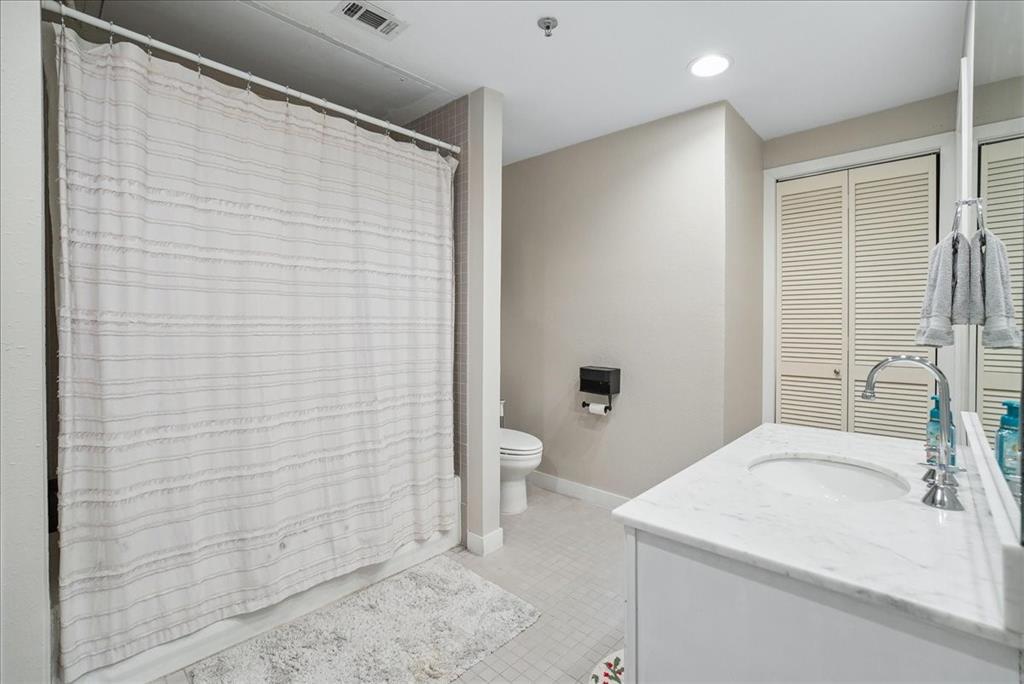 4111 Cole Condos - Residential